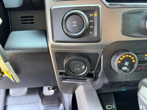 Used 2020 Ford F150 Raptor w/ Equipment Group 801A Mid AWD/4WD image 20