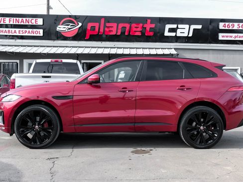 Used 2018 Jaguar F-PACE S image 15