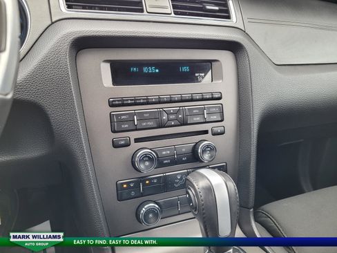 Used 2013 Ford Mustang Coupe image 19