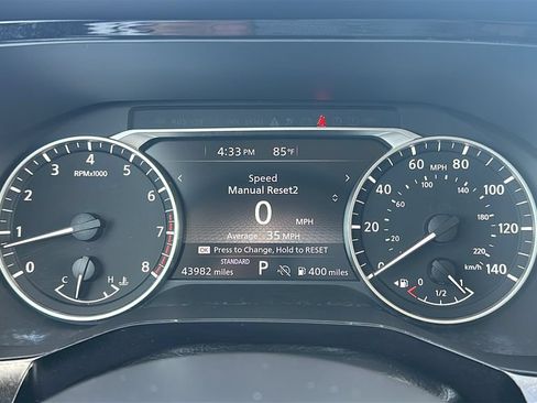 Used 2025 Nissan Pathfinder SV FWD image 2