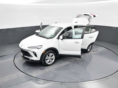 New 2025 Buick Encore GX Preferred image 76