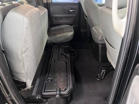 Used 2019 RAM 1500 Classic Warlock image 40