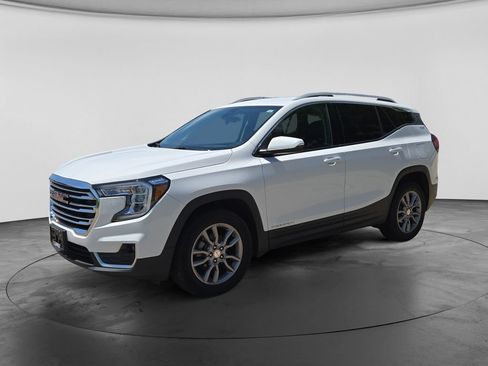 Used 2024 GMC Terrain SLT AWD/4WD image 5
