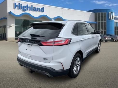 Used 2019 Ford Edge SEL w/ Equipment Group 201A AWD/4WD image 4