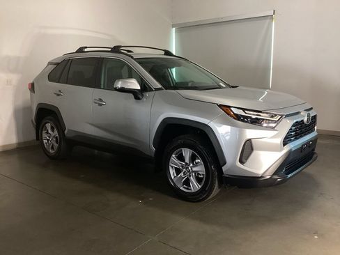 Used 2025 Toyota RAV4 XLE w/ Convenience Package AWD/4WD image 7