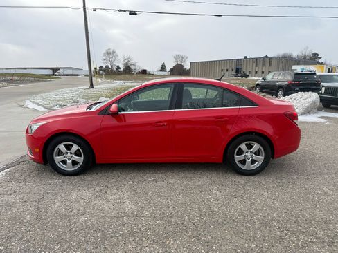 Used 2014 Chevrolet Cruze LT w/ All-Star Edition image 8