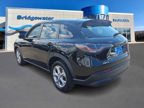 Used 2023 Honda HR-V LX image 4