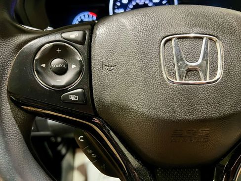 Used 2021 Honda HR-V EX image 30