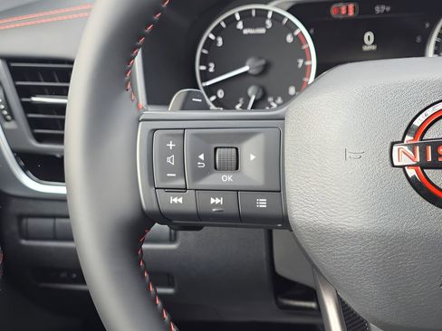 New 2026 Nissan Rogue SV AWD/4WD image 18
