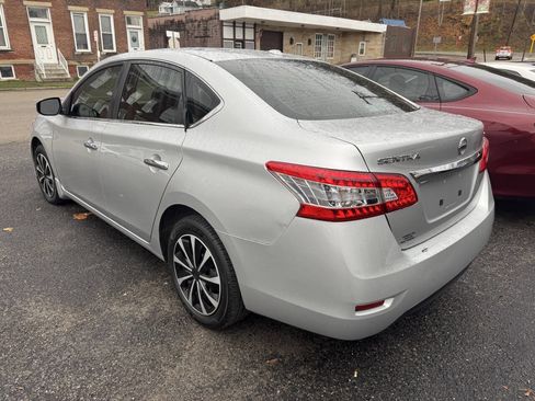 Used 2015 Nissan Sentra SV image 4