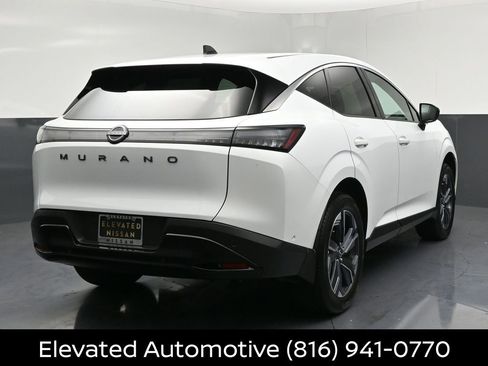 Certified 2025 Nissan Murano SV FWD image 4