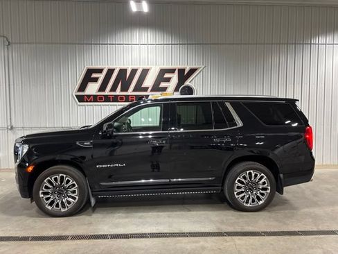 Used 2024 GMC Yukon Denali Ultimate AWD/4WD image 1