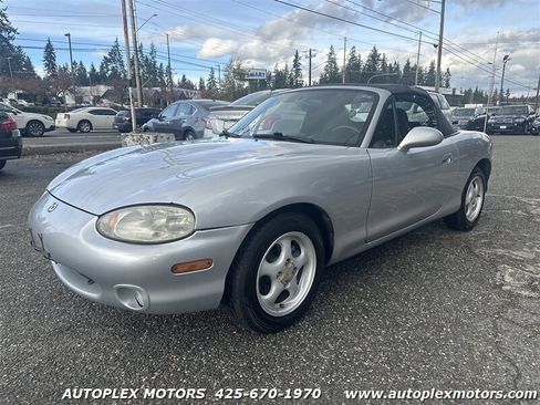 Used 2000 MAZDA MX-5 Miata image 3