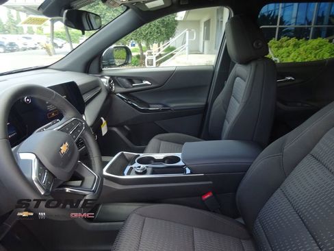 New 2026 Chevrolet Equinox LT FWD image 13