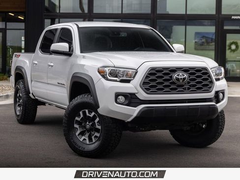 Used 2023 Toyota Tacoma TRD Off-Road w/ Technology Package image 1