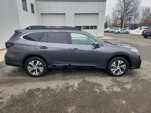 Used 2020 Subaru Outback Limited image 7