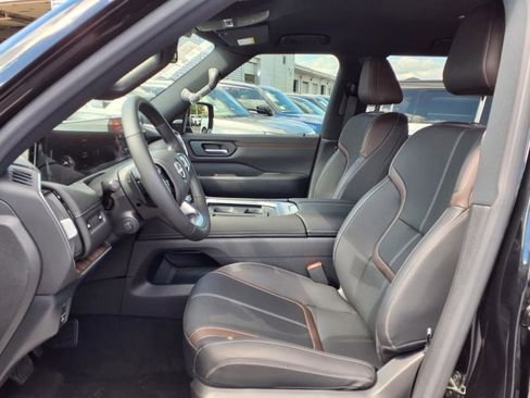 New 2025 Nissan Armada SL w/ Captain's Chari Seat Package image 24