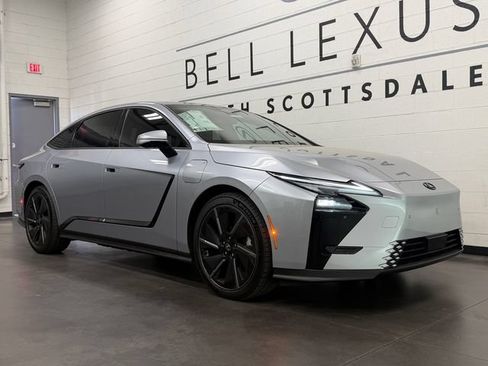 New 2026 Lexus ES 500e AWD/4WD image 2