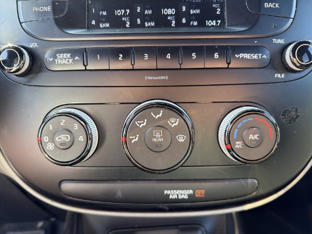 Used 2017 Kia Soul FWD image 23