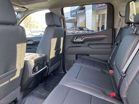 New 2026 GMC Sierra 1500 SLT w/ SLT Premium Plus Package image 15