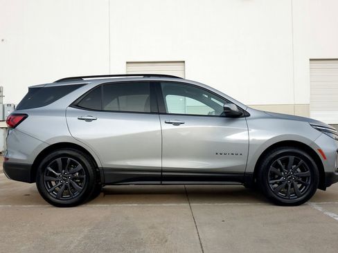 Used 2024 Chevrolet Equinox RS FWD image 14