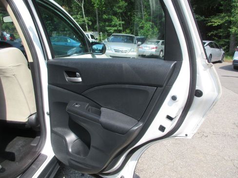 Used 2016 Honda CR-V LX image 16