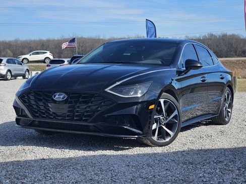 Used 2021 Hyundai Sonata SEL Plus image 2