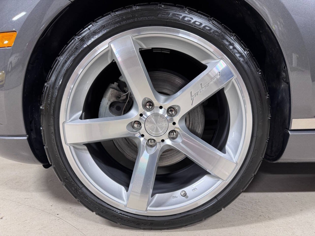 Used 2005 Chrysler Crossfire Limited RWD image 13