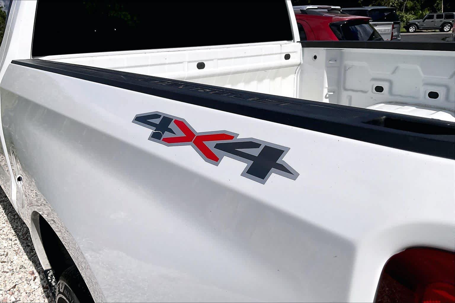 Used 2023 Chevrolet Silverado 1500 Custom AWD/4WD image 8
