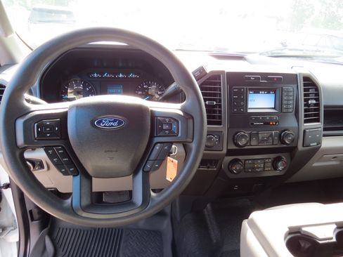 Used 2022 Ford F350 XL w/ STX Appearance Package AWD/4WD image 21