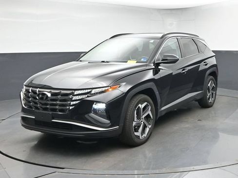 Used 2022 Hyundai Tucson SEL w/ Convenience + Premium Package AWD/4WD image 3