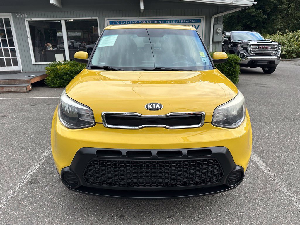 Used 2015 Kia Soul + FWD image 3