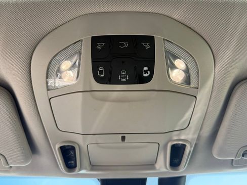 Used 2017 Chrysler Pacifica Limited w/ UConnect Theater Package image 20