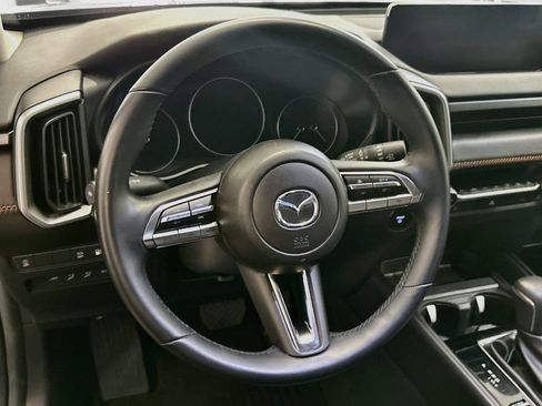 Used 2025 MAZDA CX-50 AWD 2.5 Hybrid w/ Premium Pkg image 18