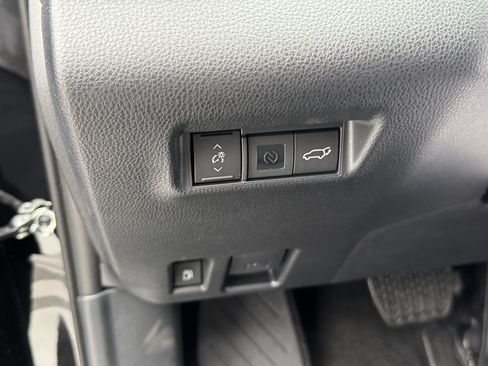 New 2026 Toyota RAV4 XSE AWD/4WD image 17