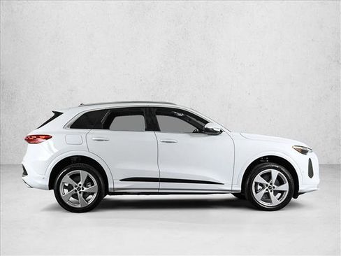 New 2025 Audi Q5 Premium Plus image 4