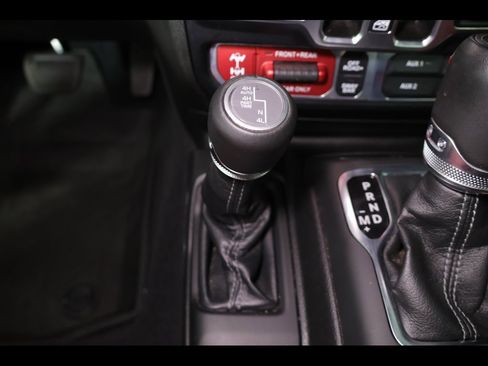 Used 2024 Jeep Wrangler Unlimited Rubicon 392 image 17