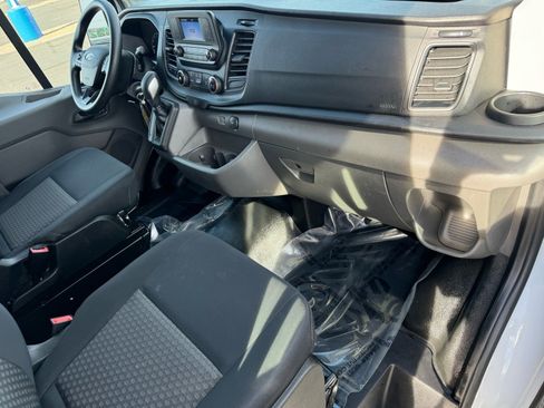 Used 2024 Ford Transit 250 Low Roof w/ Exterior Upgrade Package image 13