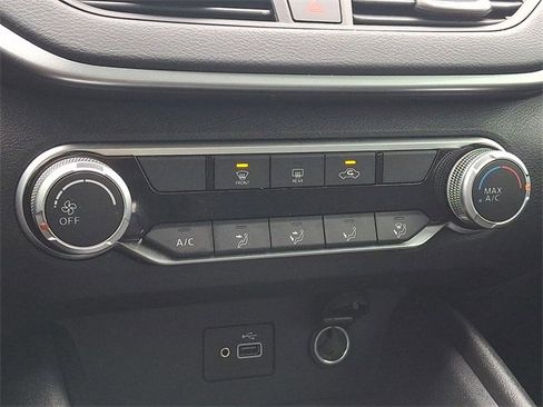 Used 2024 Nissan Altima 2.5 S image 15