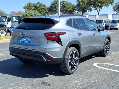 New 2026 Chevrolet Trax RS image 7