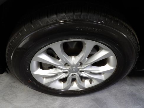Used 2022 Kia Telluride LX FWD image 31