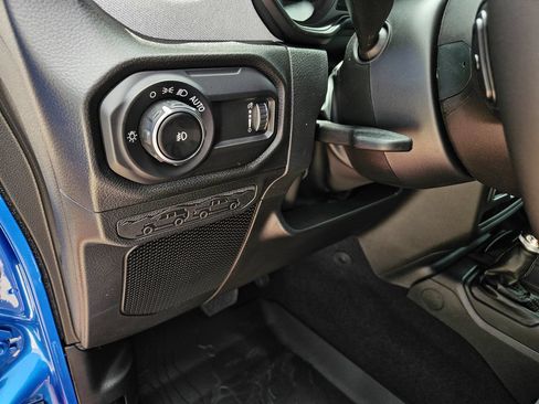 New 2026 Jeep Wrangler Unlimited Sport AWD/4WD image 15