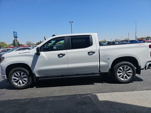 Used 2026 Chevrolet Silverado 1500 Custom AWD/4WD image 6