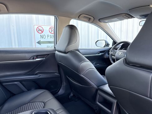 Used 2023 Toyota Camry SE image 43