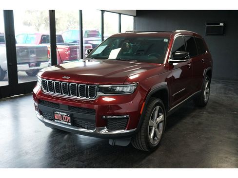 Used 2021 Jeep Grand Cherokee L Limited w/ Luxury Tech Group II AWD/4WD image 3