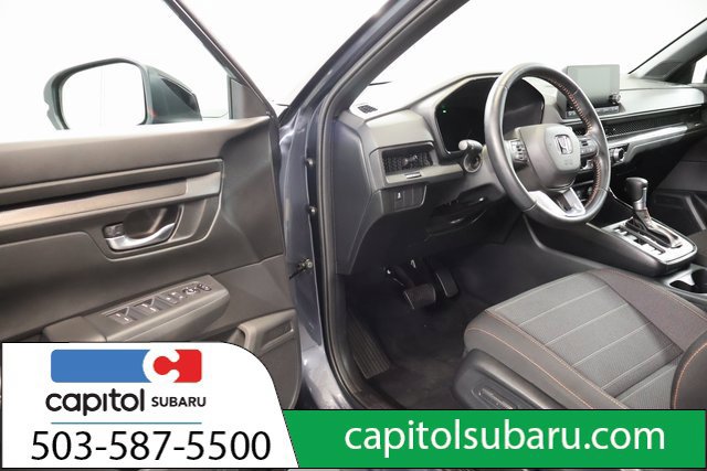 Used 2025 Honda CR-V Sport image 8