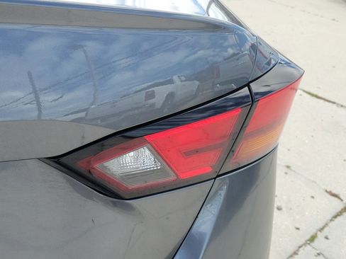 Used 2025 Nissan Altima 2.5 SV image 11