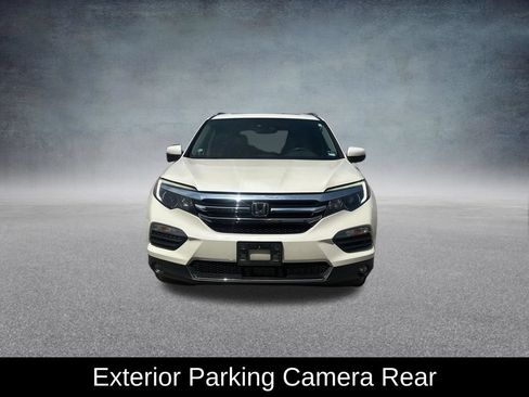 Used 2017 Honda Pilot Touring image 9