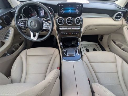 Used 2021 Mercedes-Benz GLC 300 image 13