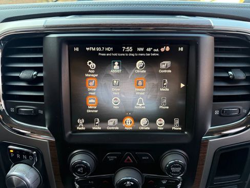 Used 2014 RAM 1500 Laramie w/ Convenience Group image 21